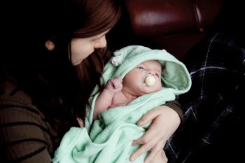 SMALL 2 Pacifier at night - facts and myth.jpg