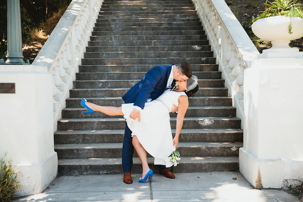 Kissing in front of Spanish Steps