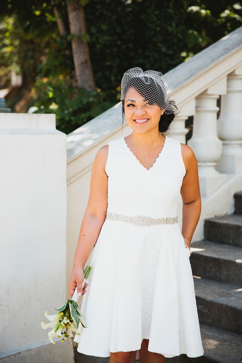 Bride with bouquet at Spanish Steps