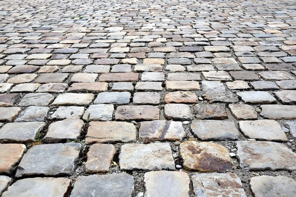 How Can I Make My Pavers Look New Again? — Aviara Pavers