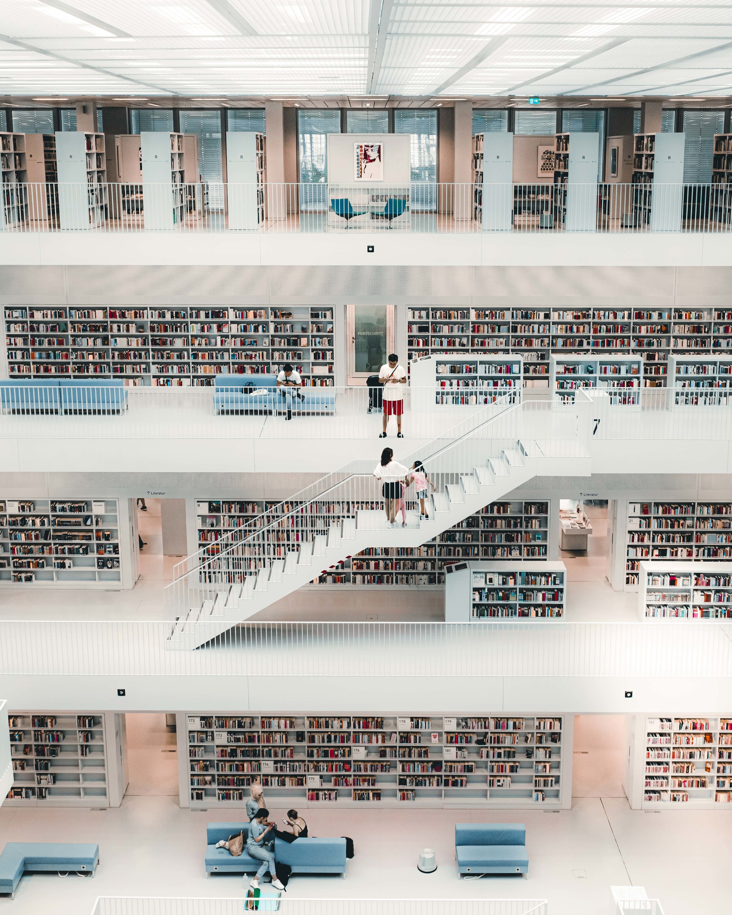Stuttgart-Library-interior-2.jpg