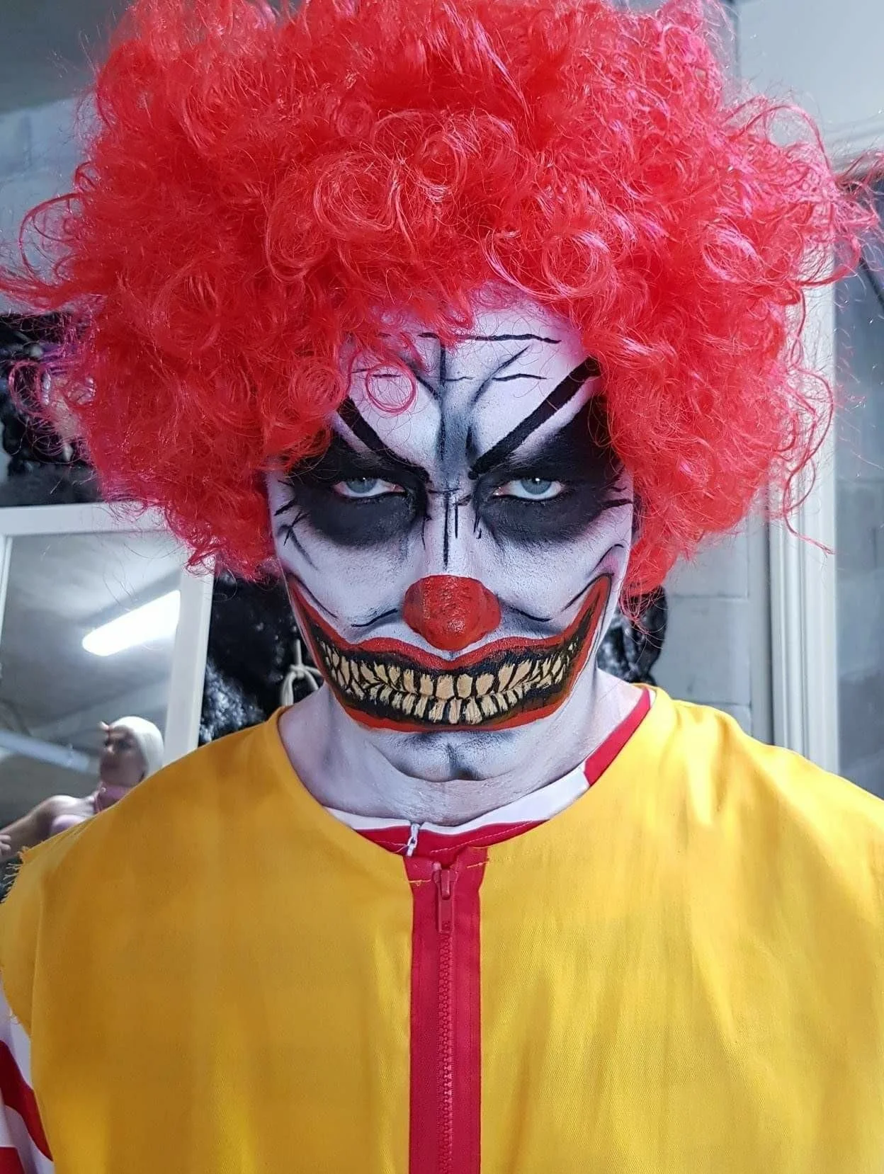 JE Halloween.jpg