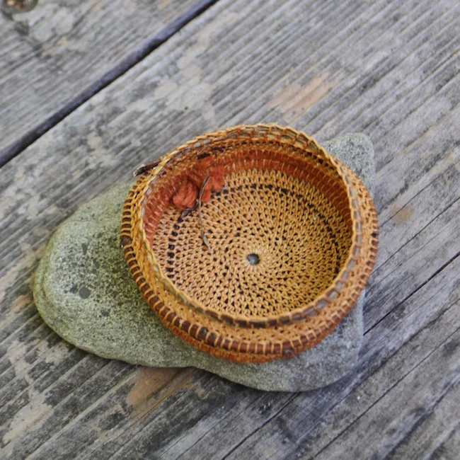 orangestemyarnbasketinside.jpg