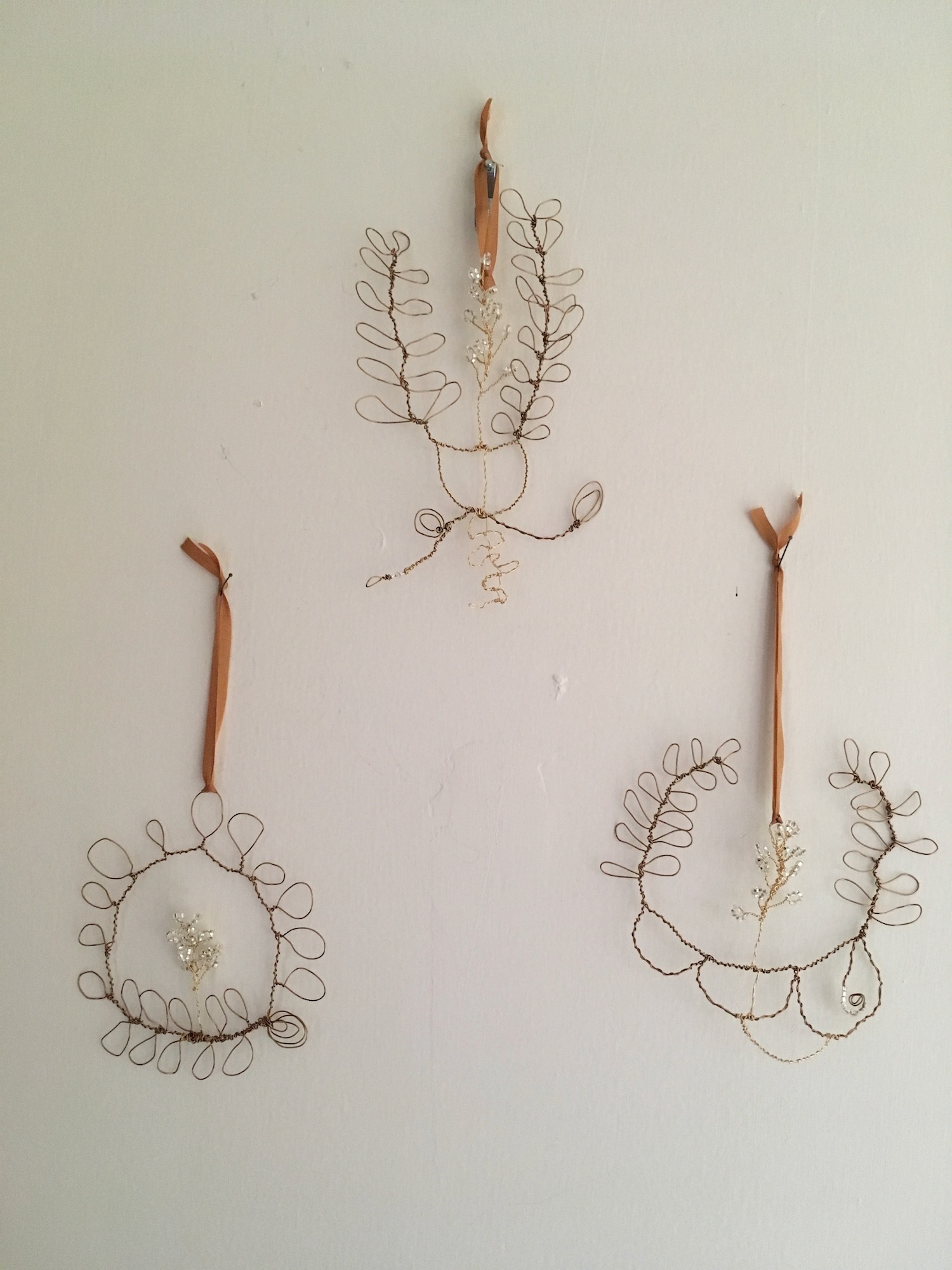 set of 3 wire ornaments