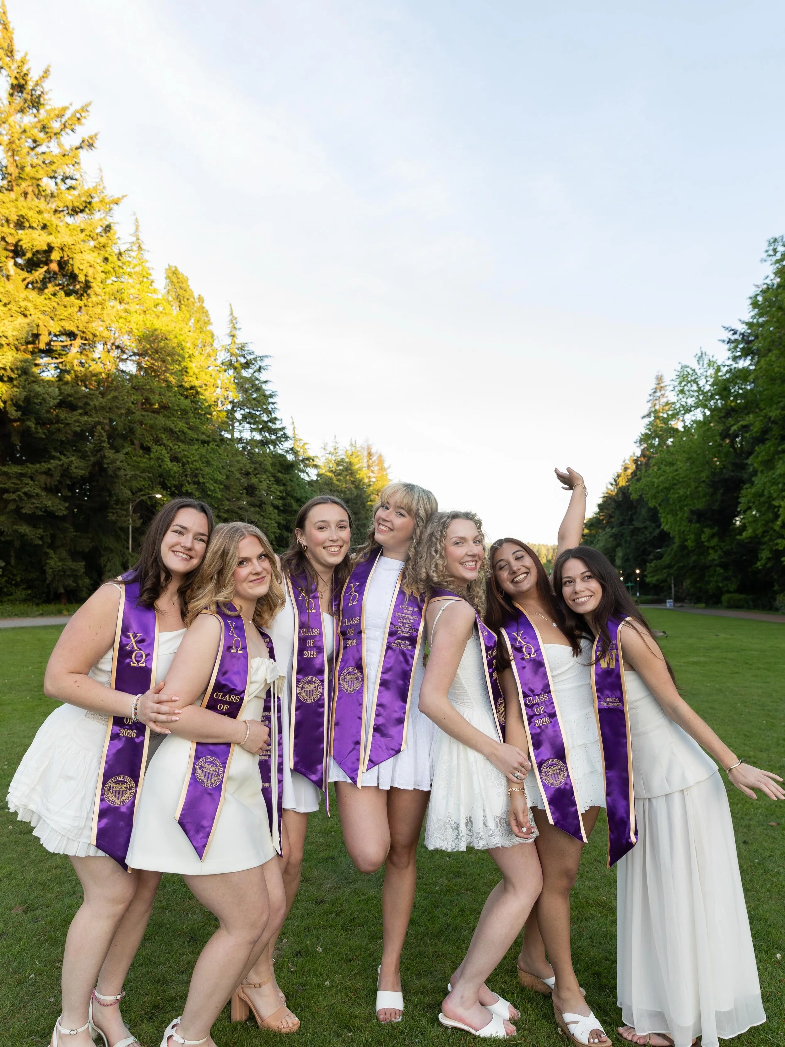 Could not be more proud of our grads! We are so excited to see what comes next for each and every one of you! 💜🤍✨

#uwgrads #uwchiomega