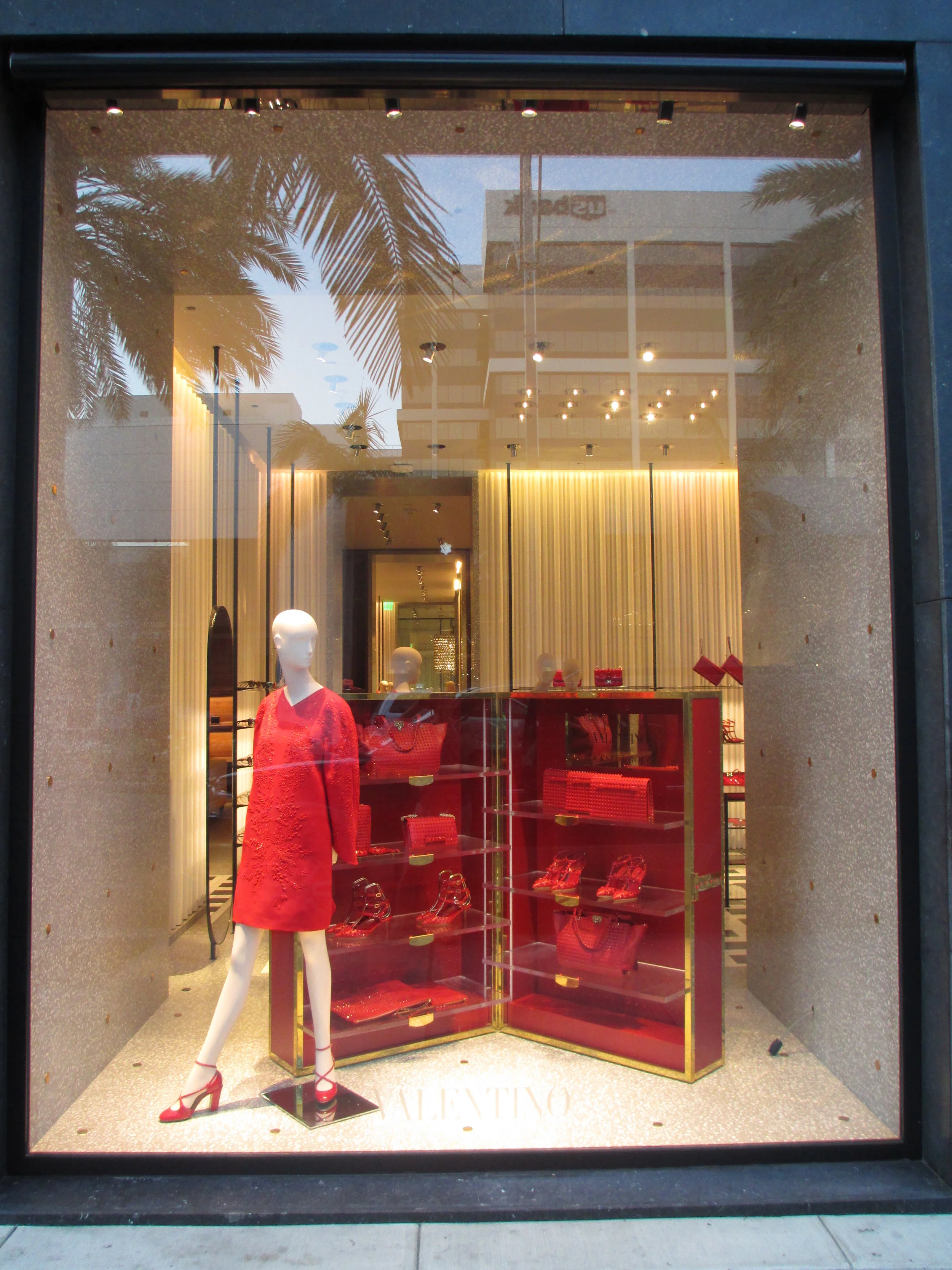 VALENTINO BEVERLY HILLS