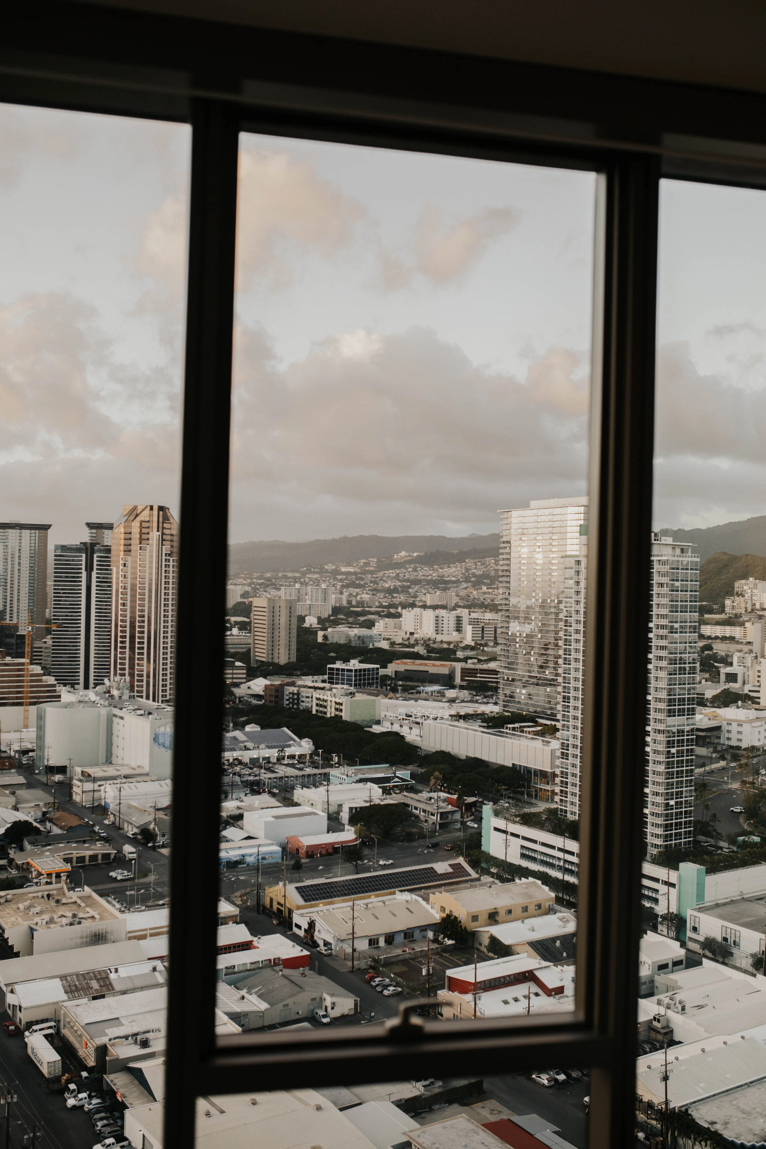 TANNABOSSPHOTOS_Honolulu_CityViewJPG.JPG