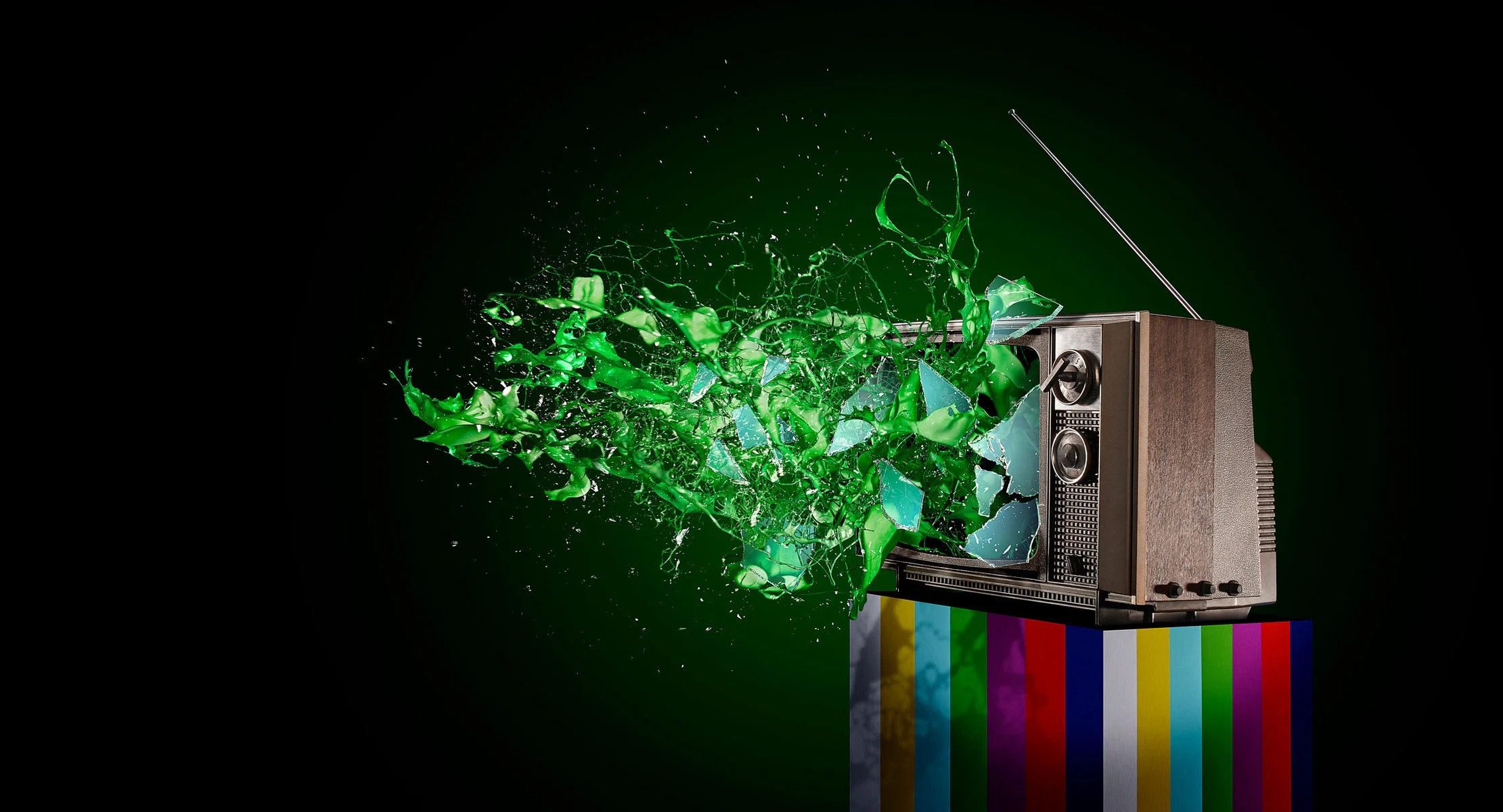 tv2-2340867.jpg
