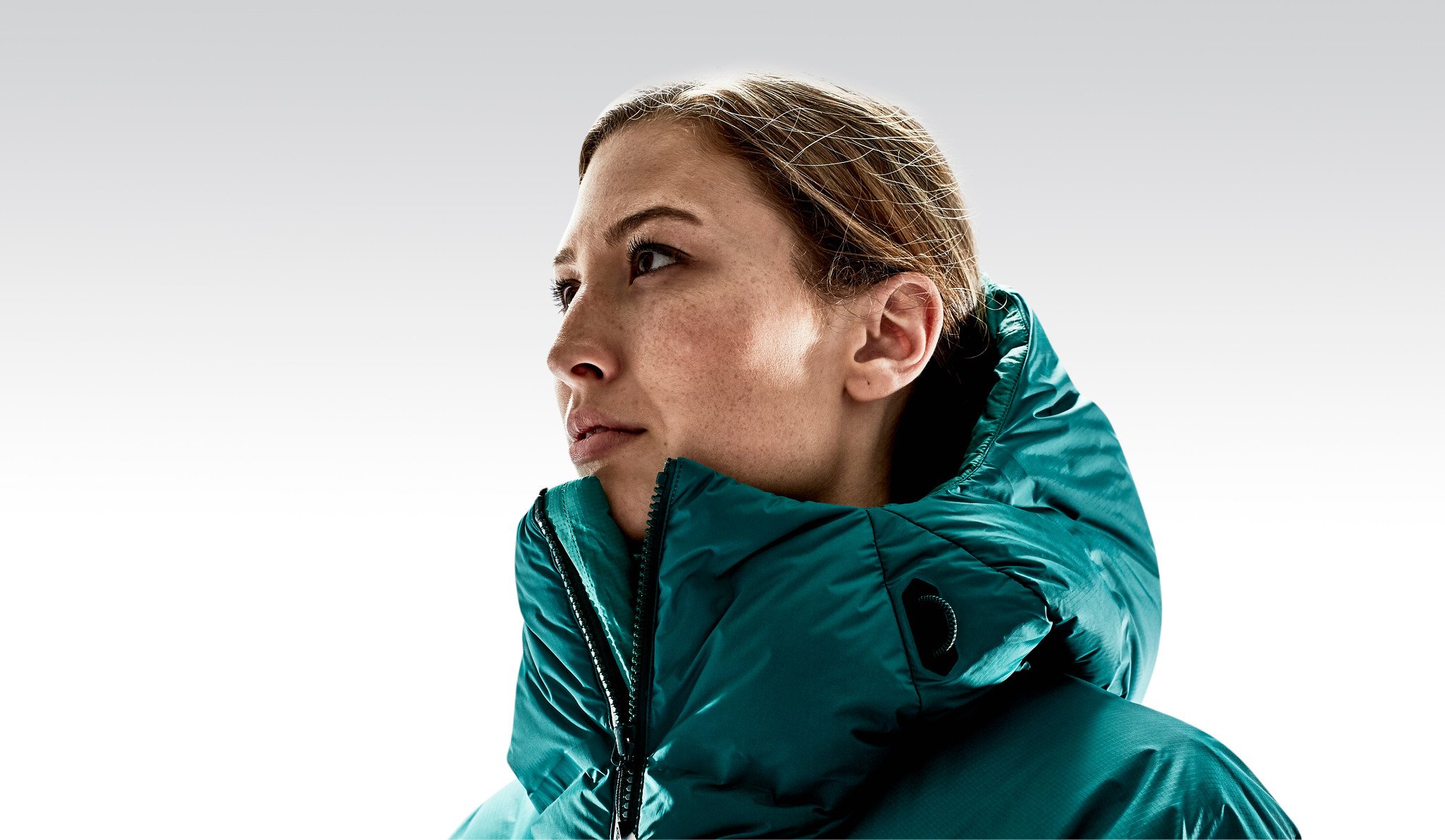 L6_NF00CFM2MWT_SUMMIT_WOMENS_detail_NeckLine_6336 FINAL-X4.jpg
