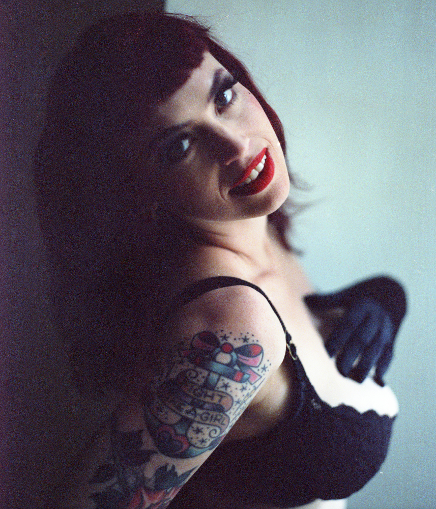 P67_Cinestill800_Viola_005D.jpg