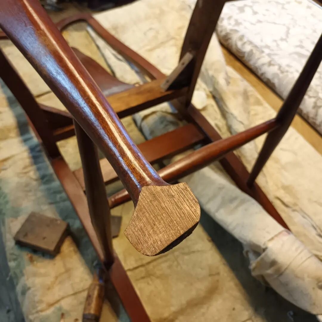 When you put that piece in a safe place and now you can't remember where you put it...now you make a new one.
#undercoverupholstery #hillsdistrict #antiquerestoration #antiquerepairs 
#duralupholstery