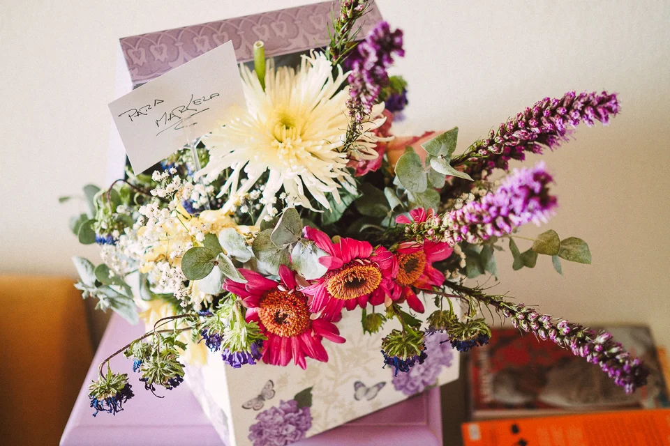 LARGA VIDA A LAS FLORES