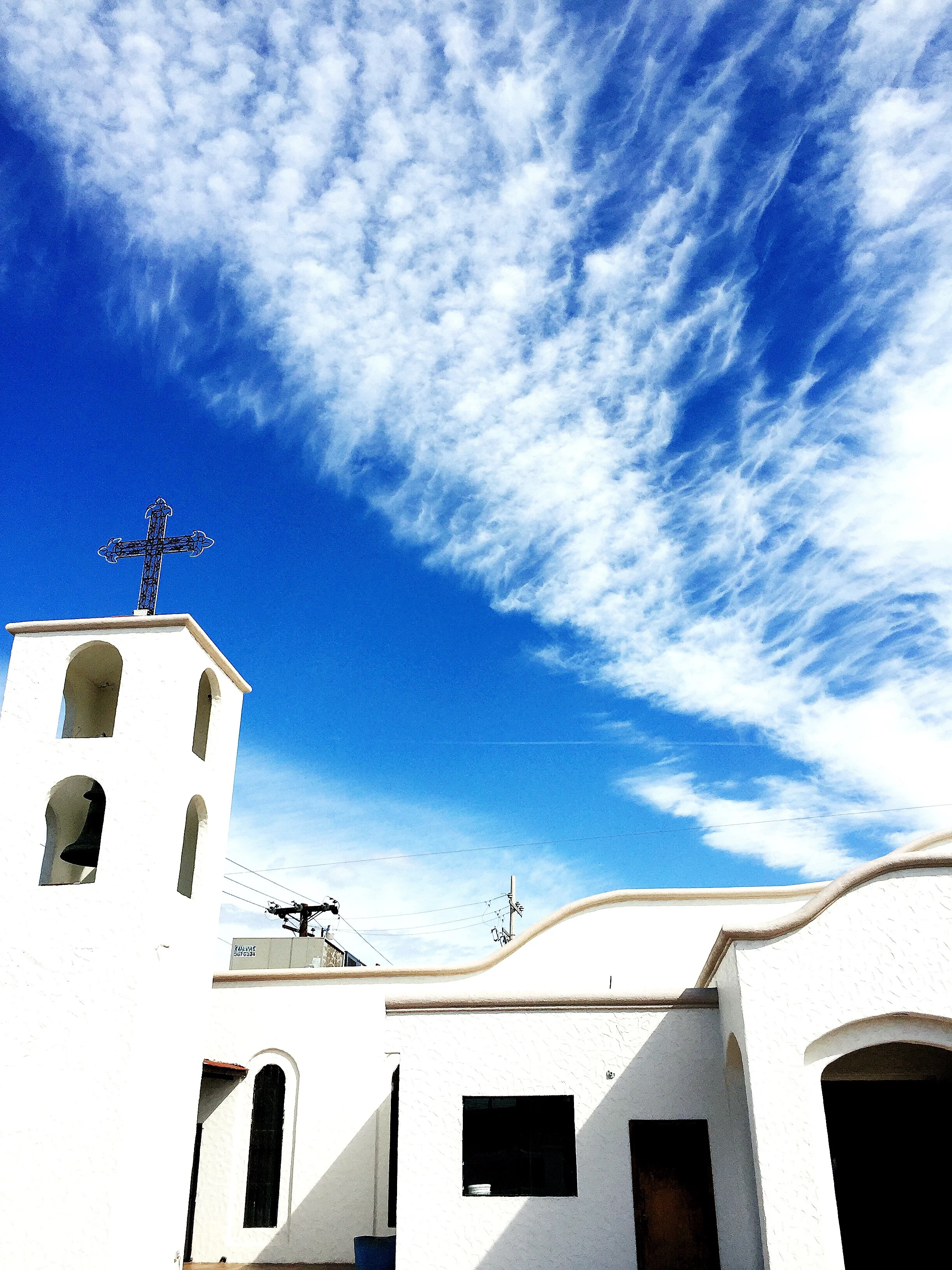 MUROS QUE GUARDAN MEMORIAS