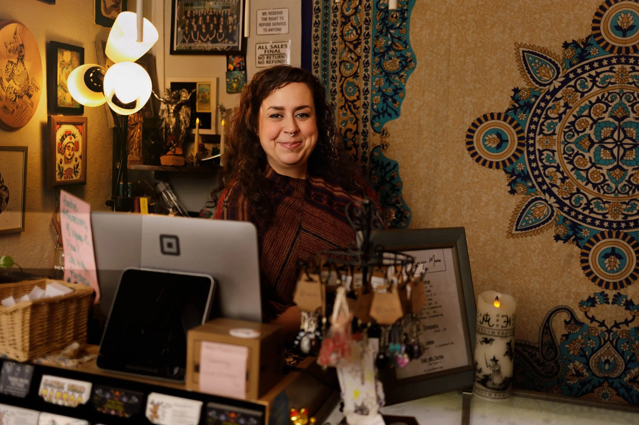 Photo of V owner of Savage Mana by Erin Valkner Photography / Photo by Erin Valkner Photography of New Braunfels, Texas. See more at www.erinvalknerphotography.com/blog