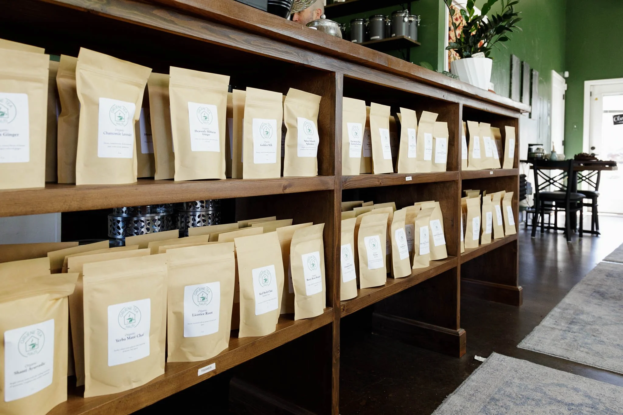 Interior photo of Gruene Tea Haus in Gruene Texas by Erin Valkner Photography / Photo by Erin Valkner Photography of New Braunfels, Texas. See more at www.erinvalknerphotography.com/blog