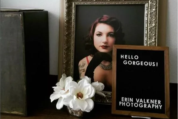 hello gorgeous sign at erin valkner photography next to framed wall portrait of woman / Photo by Erin Valkner Photography of New Braunfels, Texas. See more at www.erinvalknerphotography.com/blog