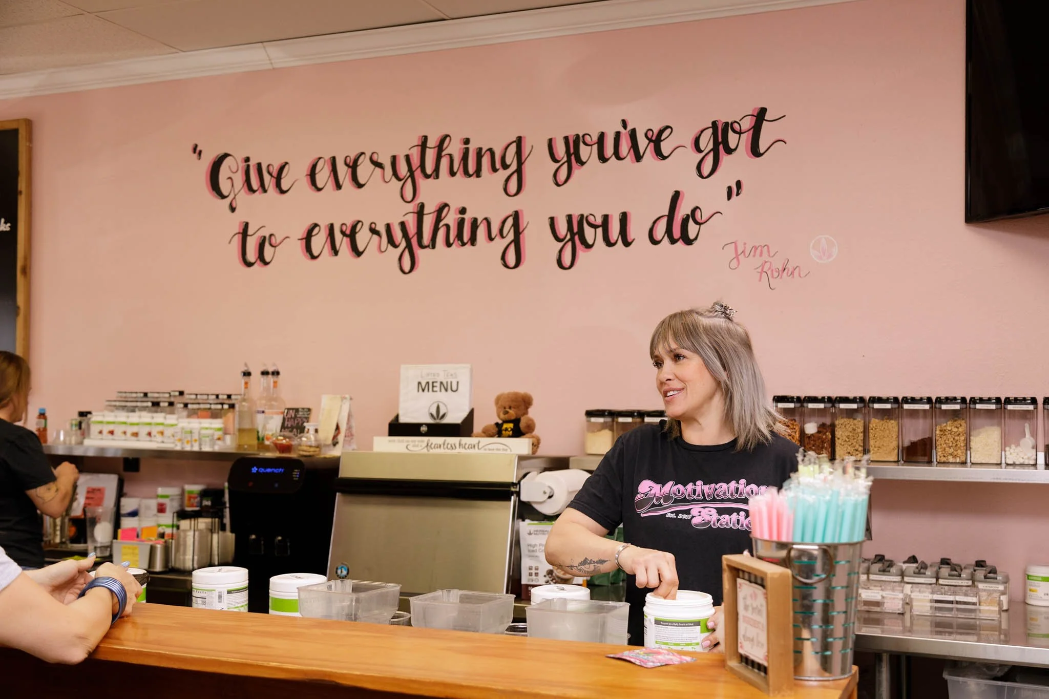 behind the scenes photo Motivation Station owner Anna Shea Romero / Photo by Erin Valkner Photography of New Braunfels, Texas. See more at www.erinvalknerphotography.com/blog