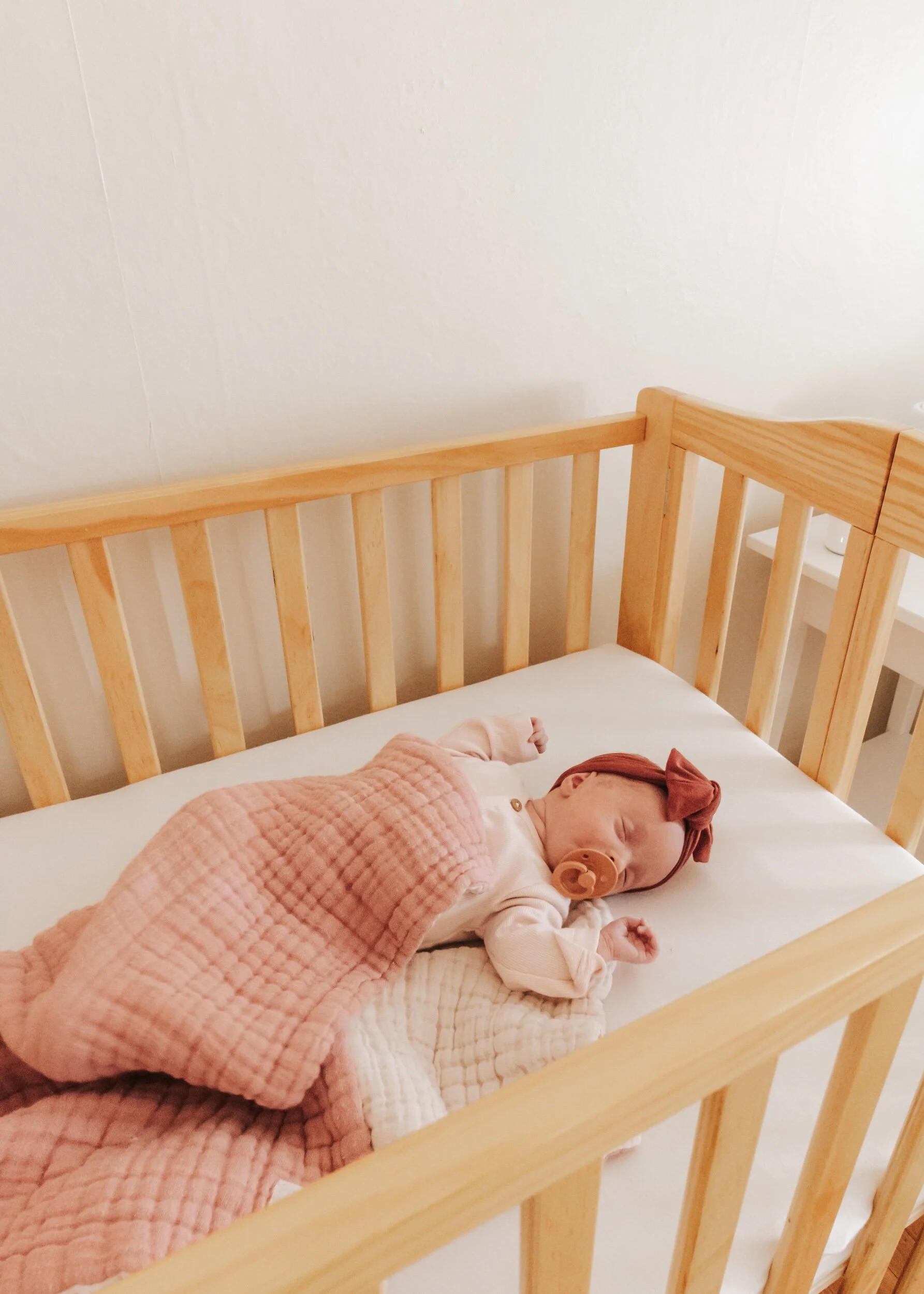 Amazon Com Babydoll Corner Crib Waterproof Mattress Protector