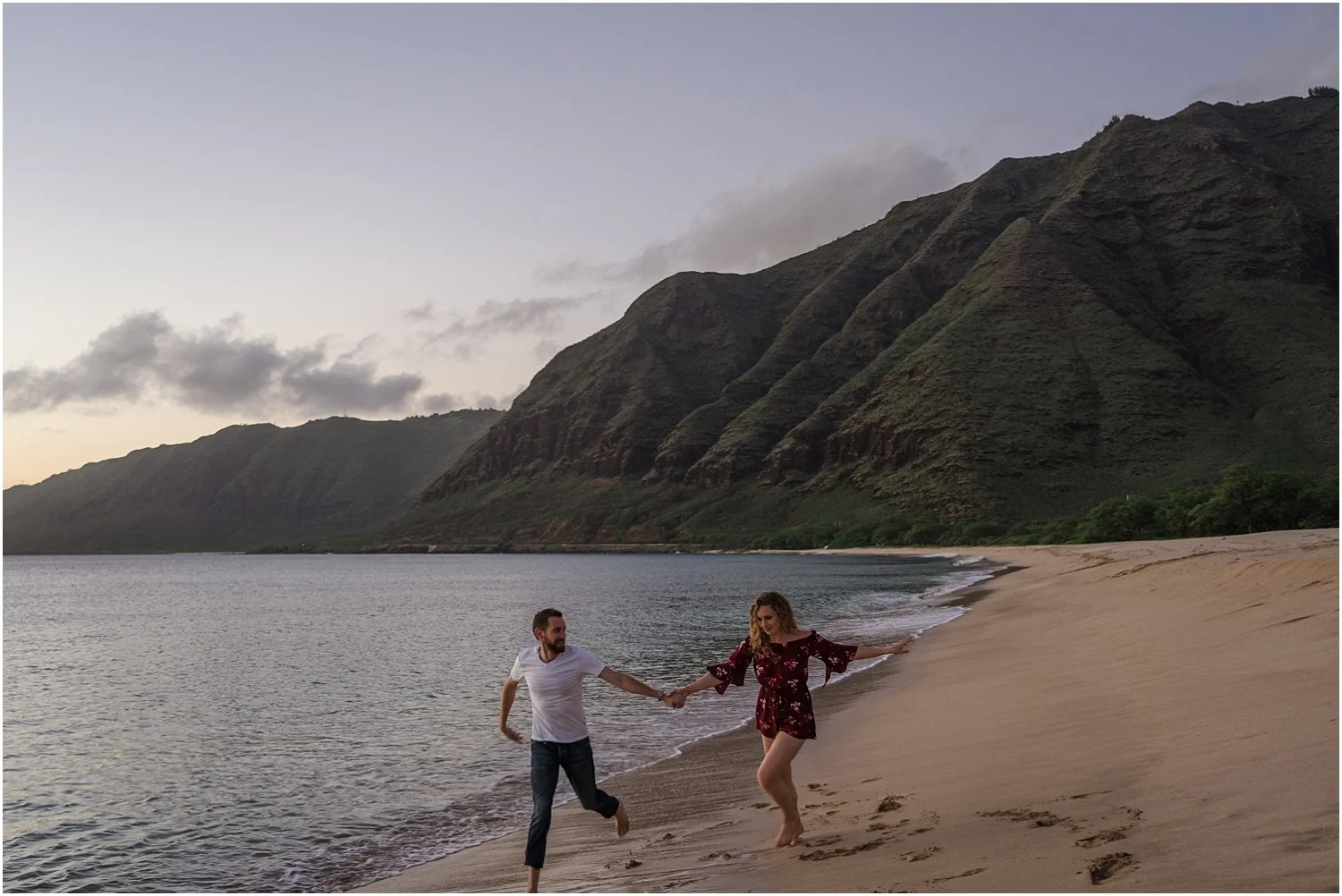 oahu-adventure-engagement-photography-session12.jpg