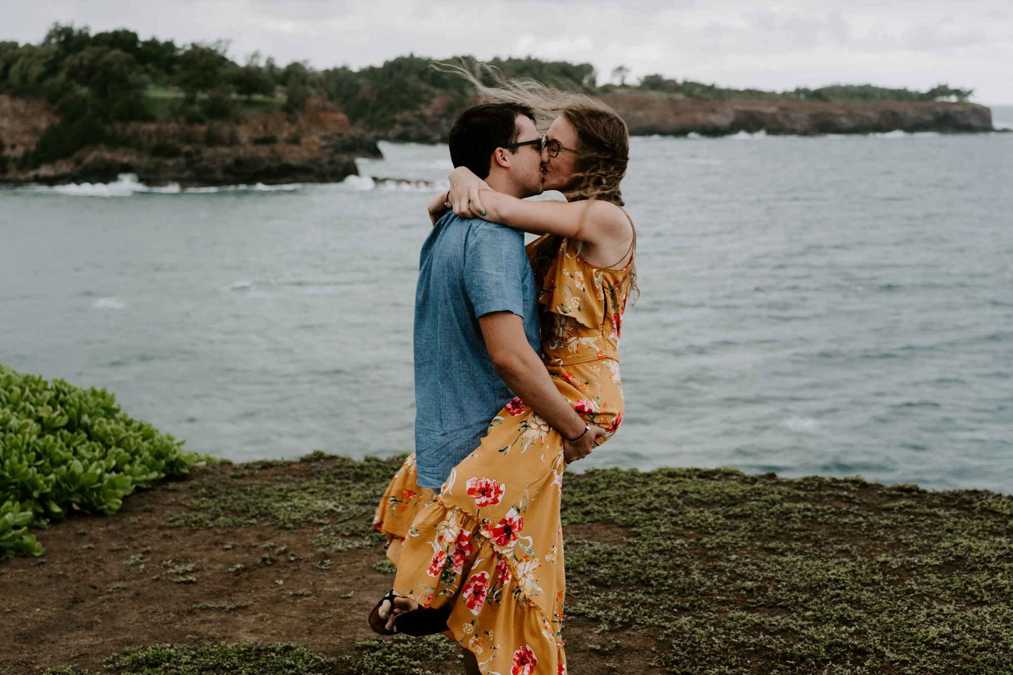 couple-adventure-session-hawaii-island5.jpg