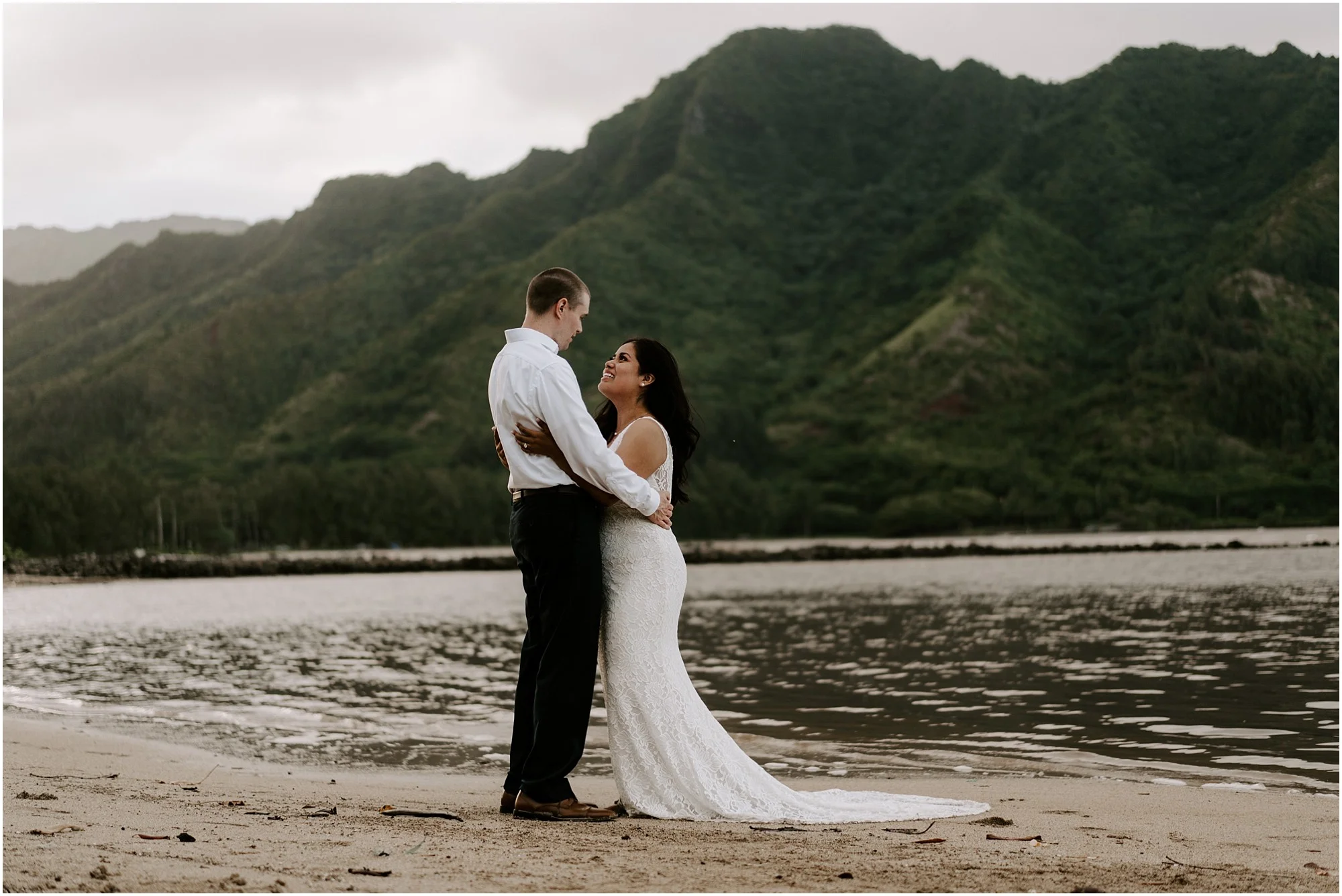 oahu-intimate-bridal-adventure-session_0018.jpg