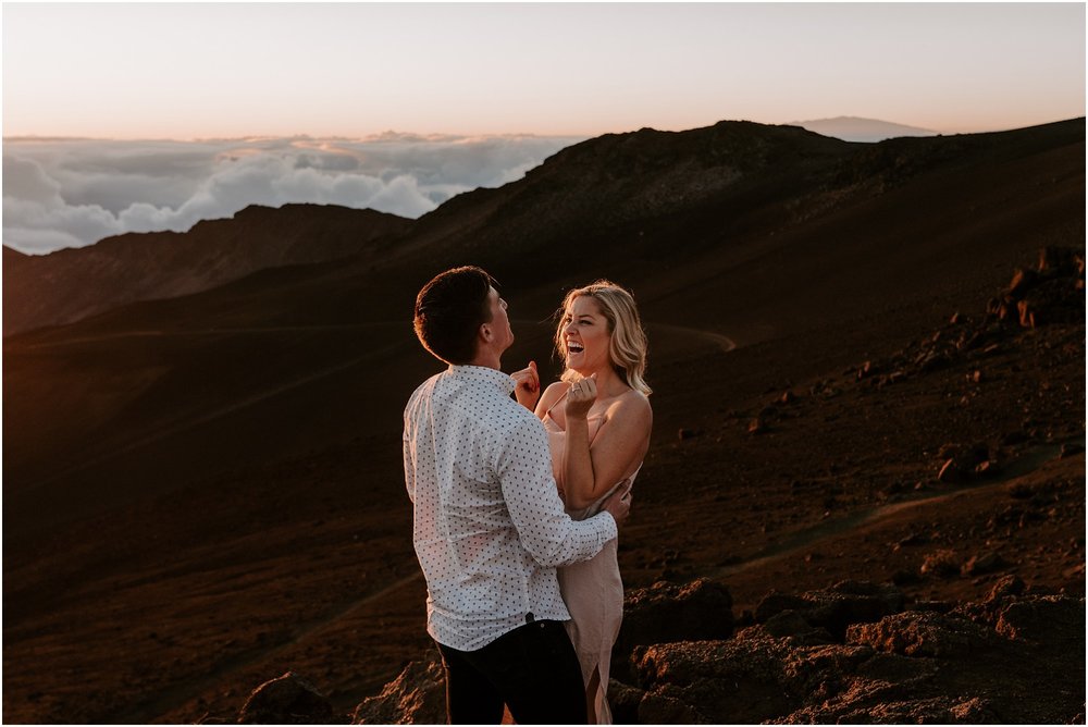haleakala-sunrise-maui-hawaii-elopement-photographer_0021.jpg