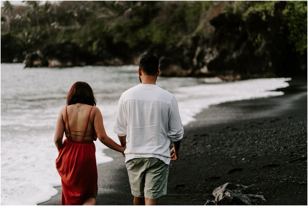 black-sand-beach-maui-hawaii-elopement-photographer_0003.jpg
