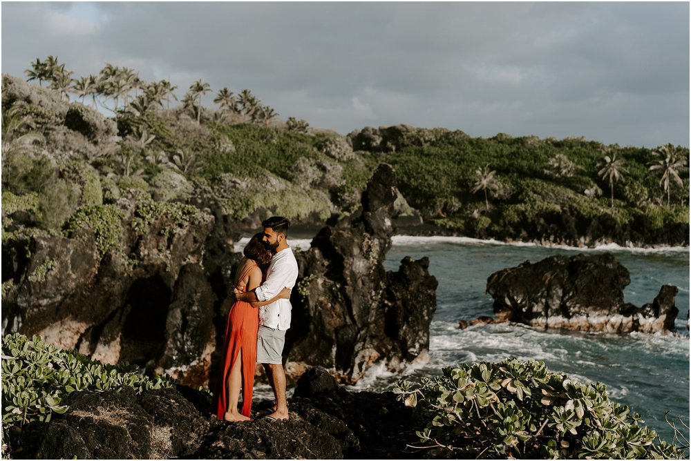 black-sand-beach-maui-hawaii-elopement-photographer_0038.jpg