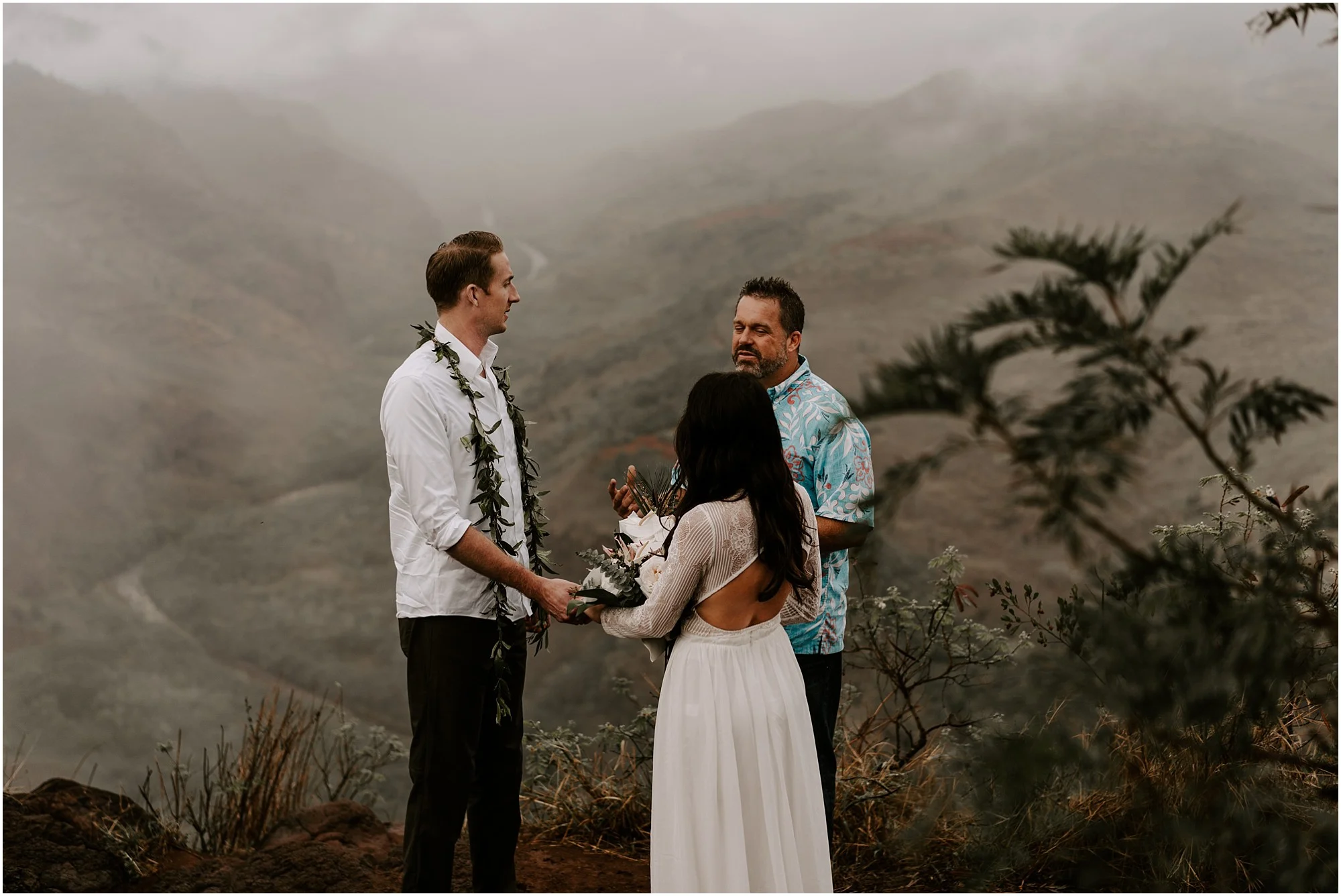 kauai-elopement-waimea-canyon_0018.jpg