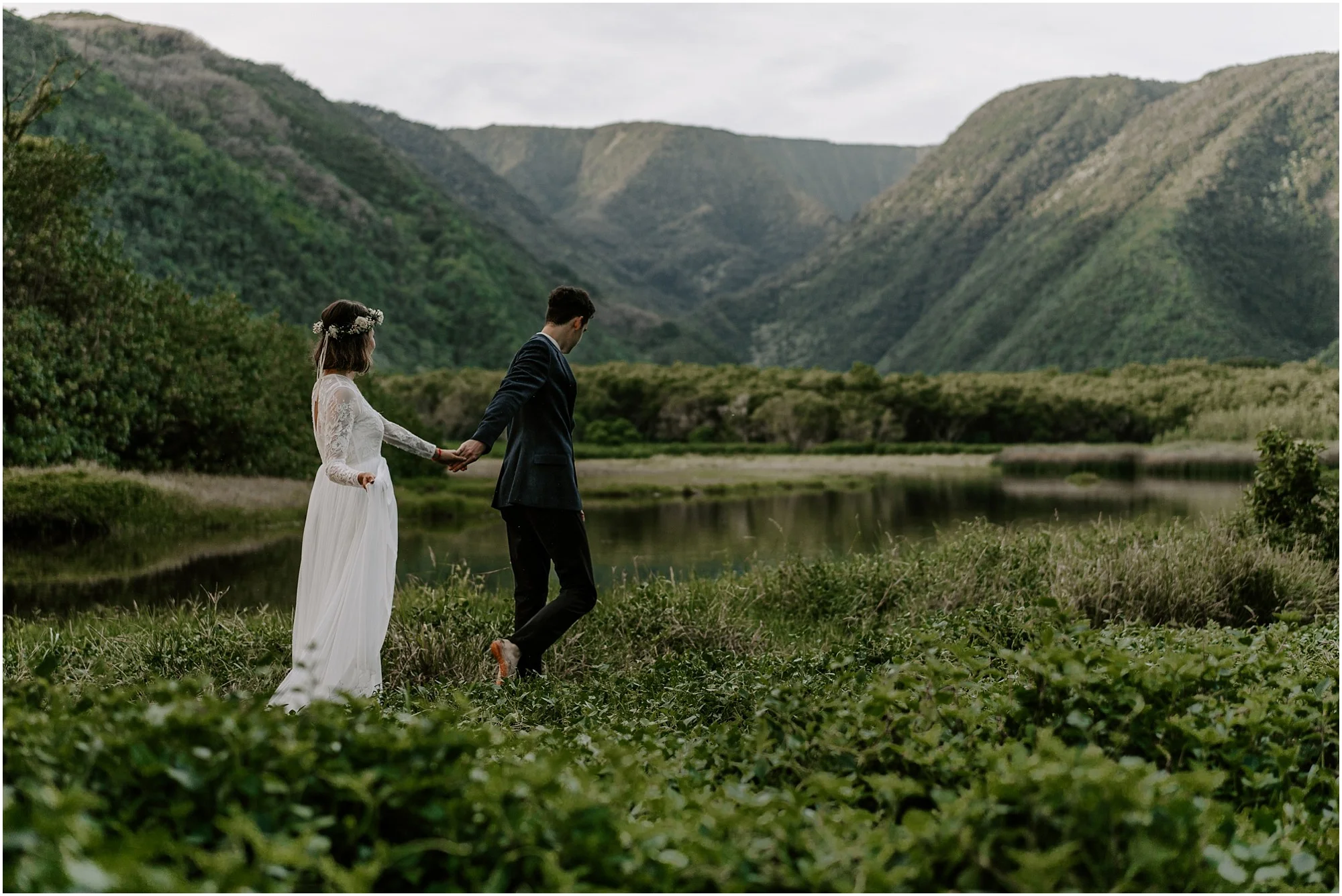 pololu-valley-sunrise-elopement-big-island_0058.jpg