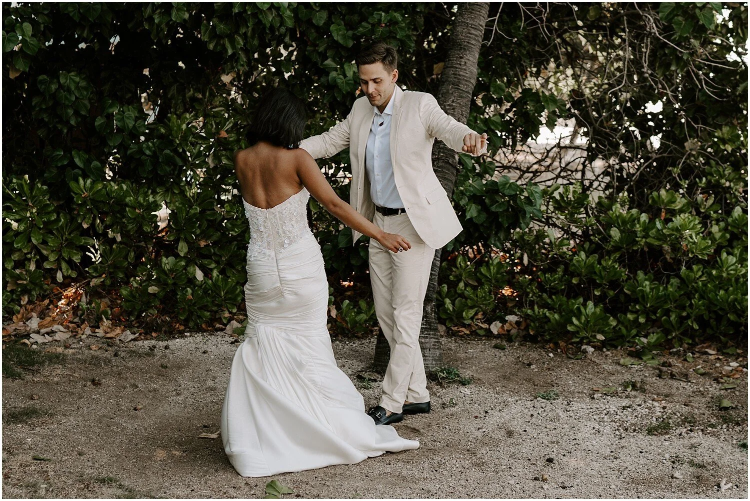 backyard-wedding-ideas-hawaii_0014.jpg