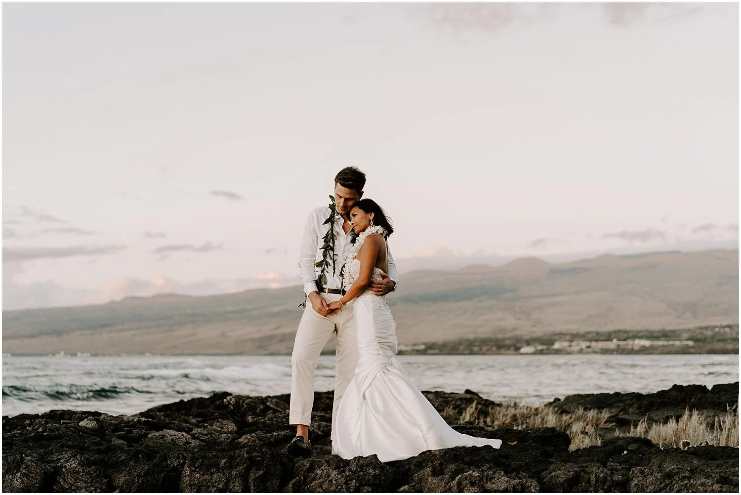 backyard-wedding-ideas-hawaii_0051.jpg