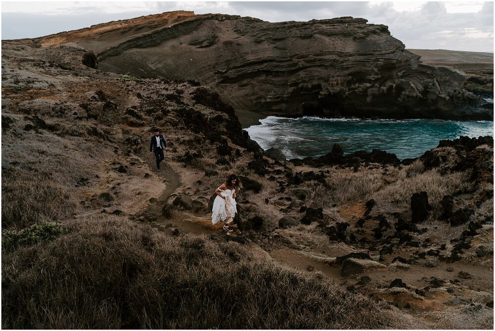 hawaii-hiking-elopement-green-sands-big-island_0001.jpg