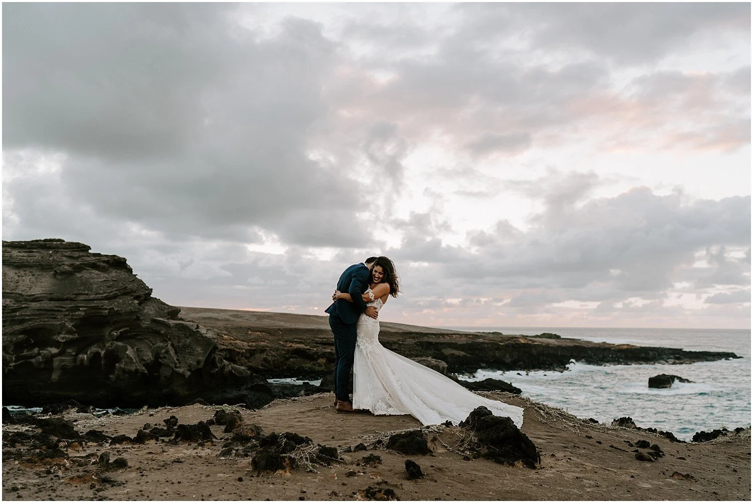 hawaii-hiking-elopement-green-sands-big-island_0007.jpg