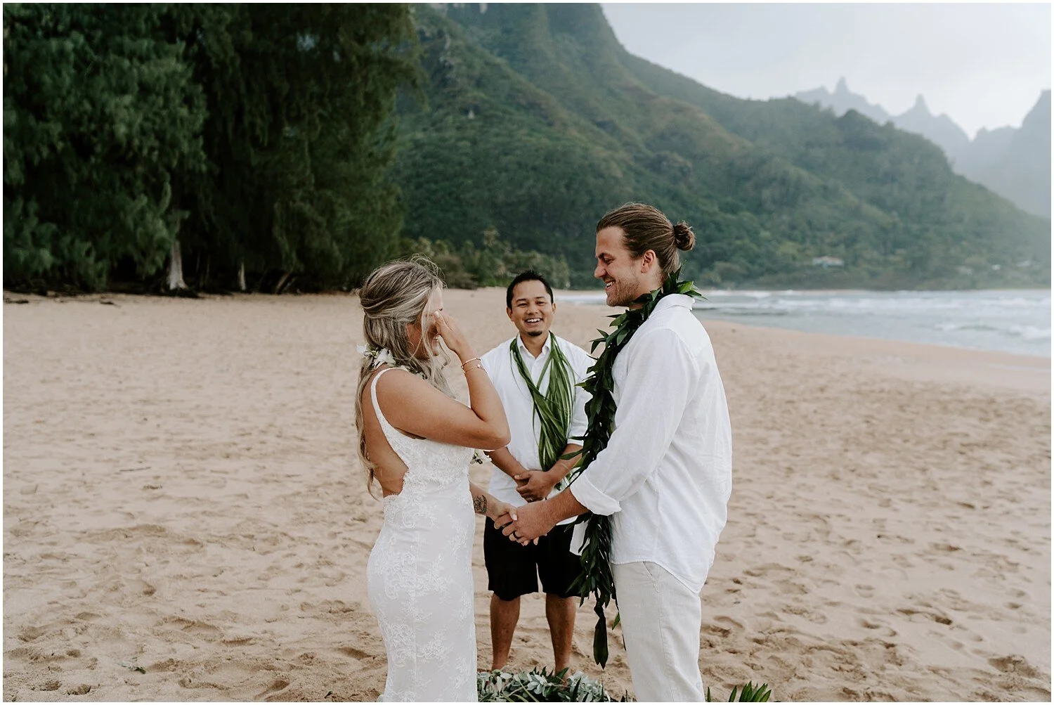 north-shore-kauai-adventure-elopement_0022.jpg