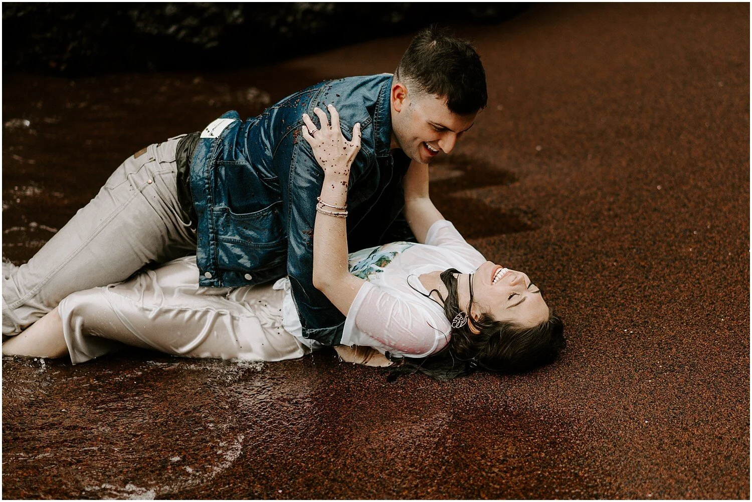 red-sand-beach-maui-honeymoon-adventure_0040.jpg