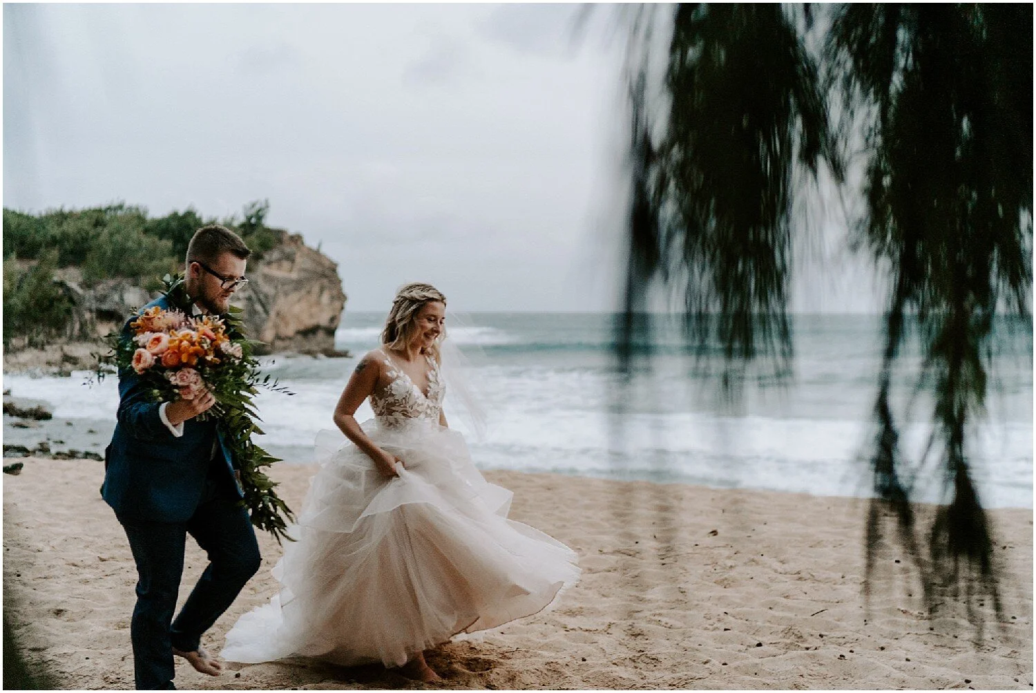 kauai-elopement-beach-ceremony_0031.jpg