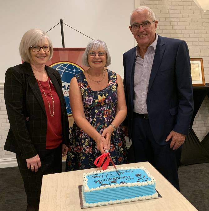 L-R: Cronulla RSL chief executive Sue McNeil, Cronulla RSL Toastmasters club president Christine Horrocks, and Cronulla RSL Memorial Club president Ian Burke.