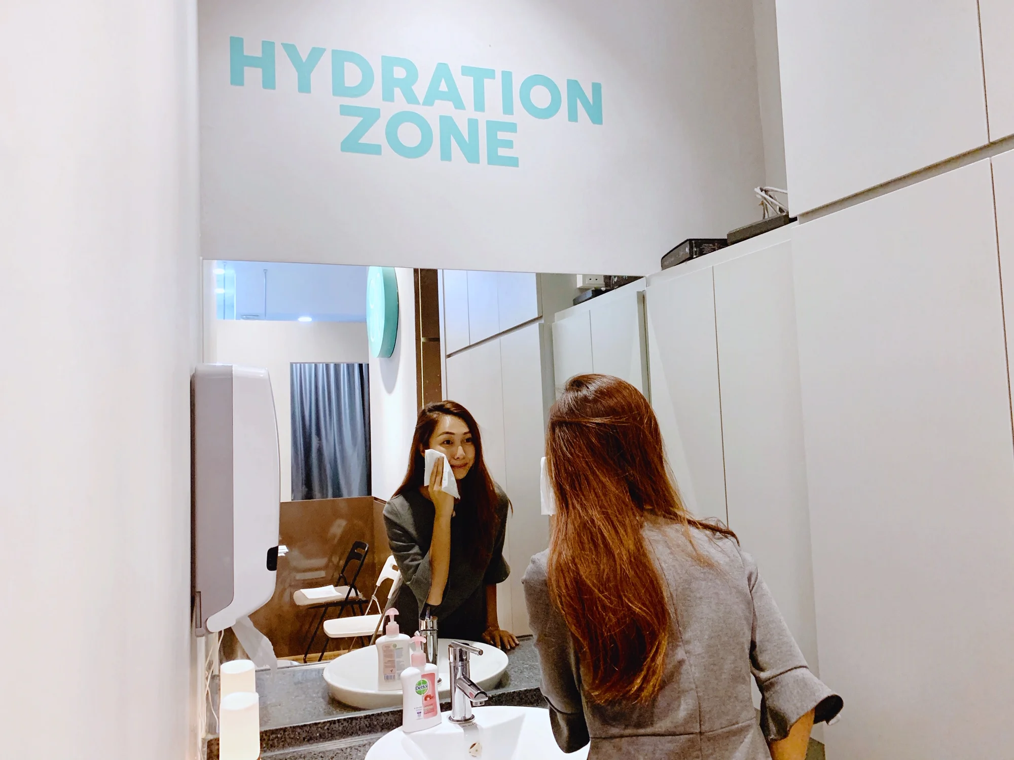 After registering yourself at the counter, you are asked to remove your make up first before treatment