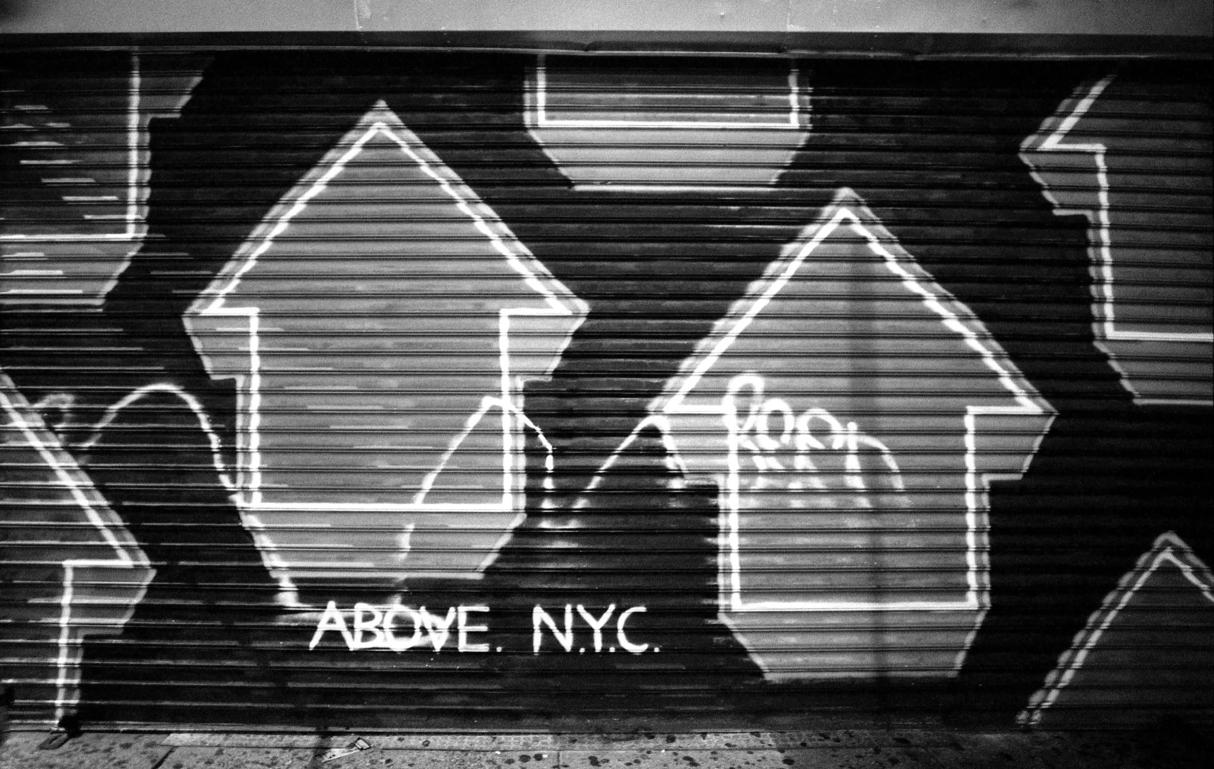 NEW YORK, NY • RICOH GR21 • FUJI NEOPAN 1600