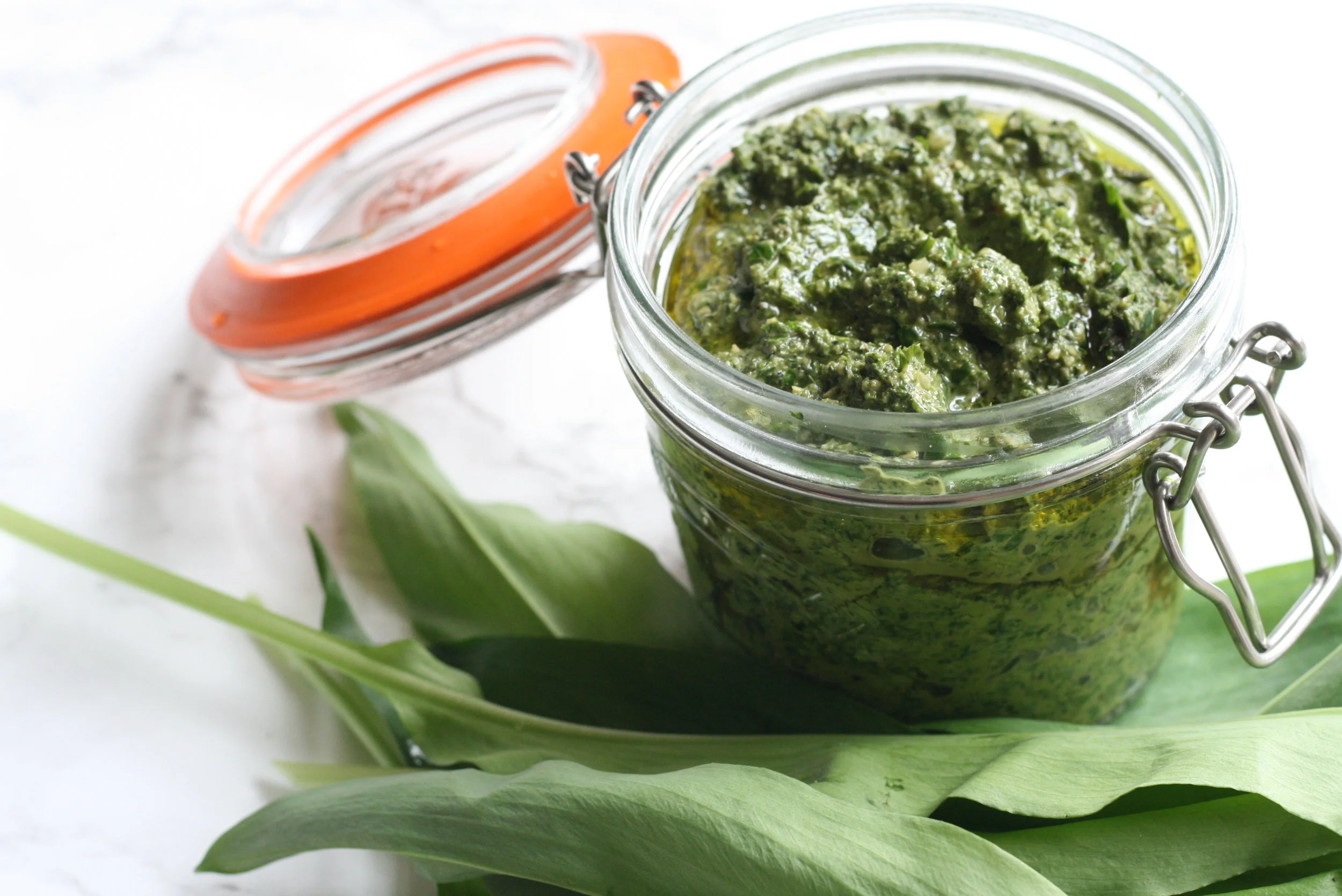 forager's pesto
