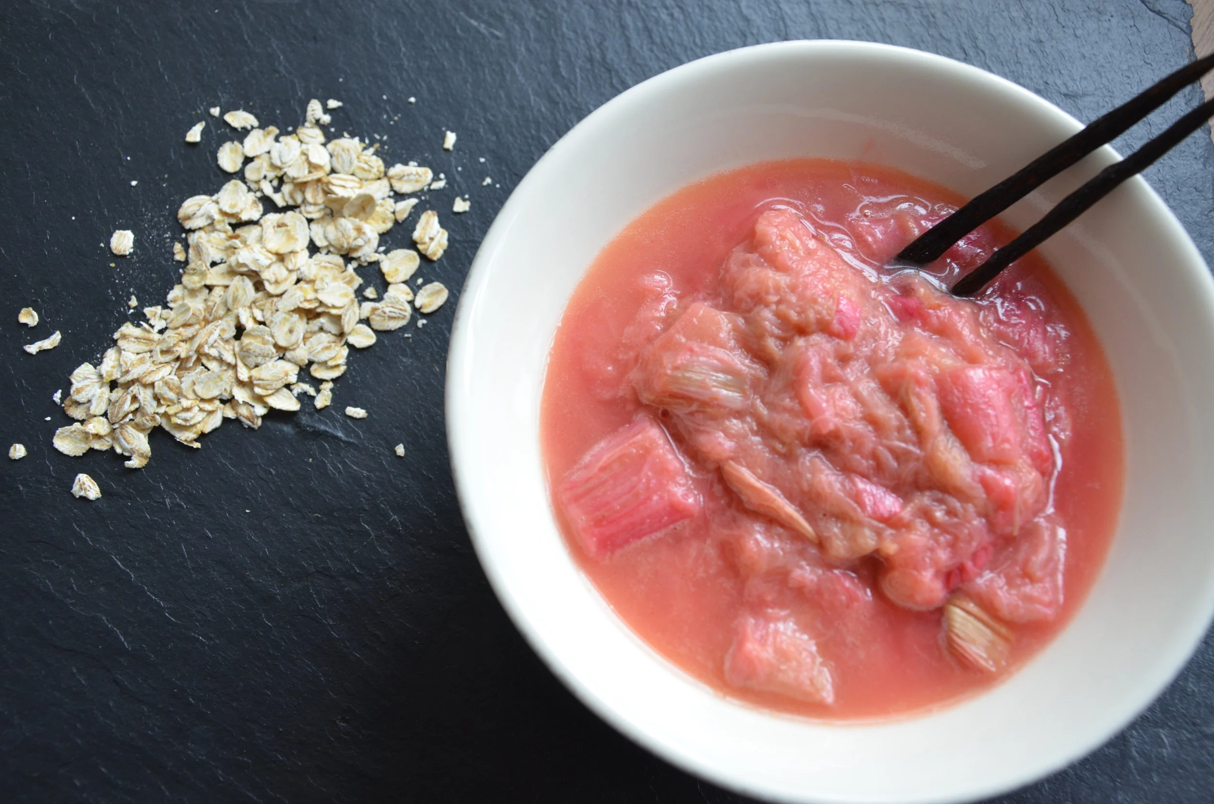 rhubarb & vanilla compote