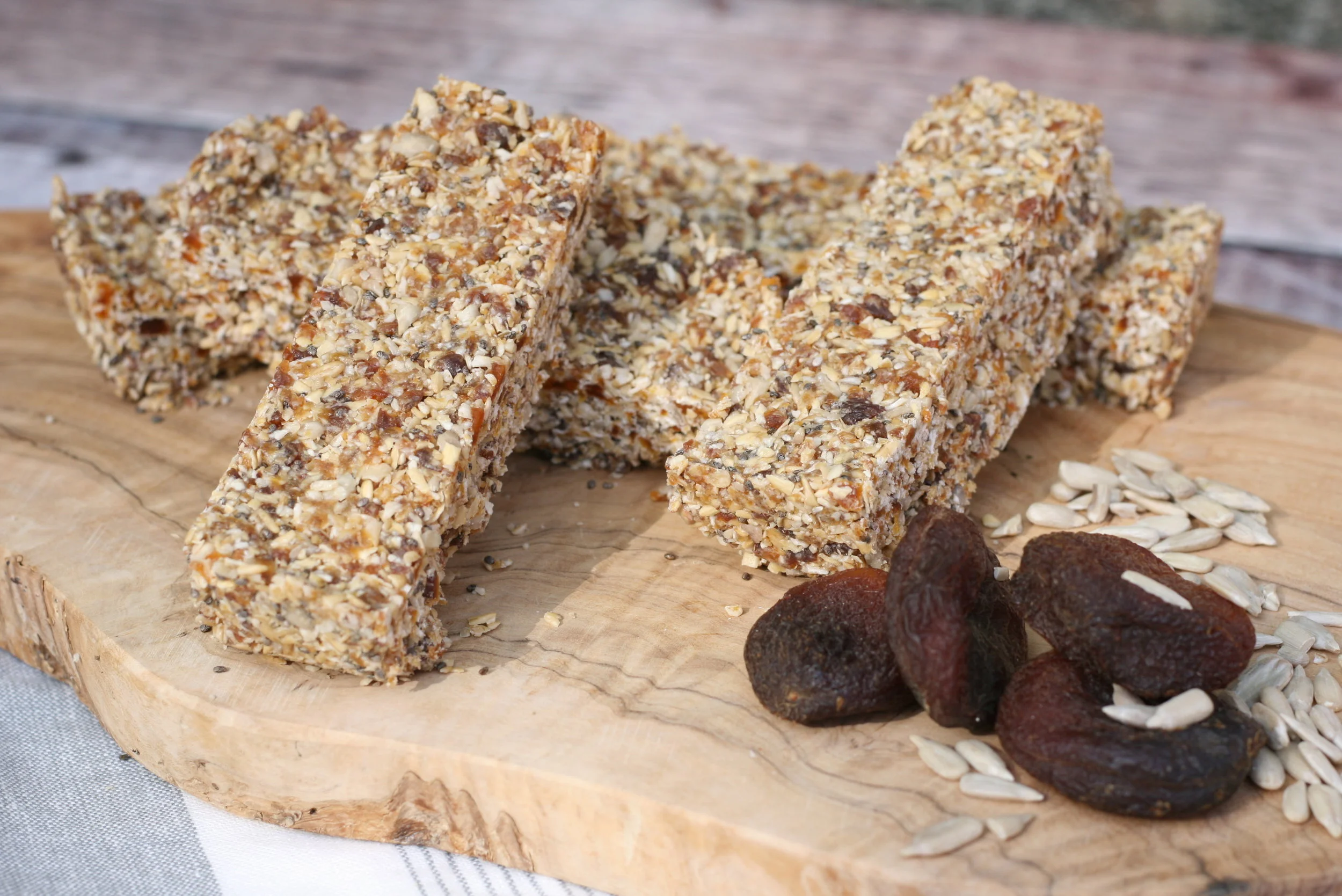 apricot &amp; oat bars