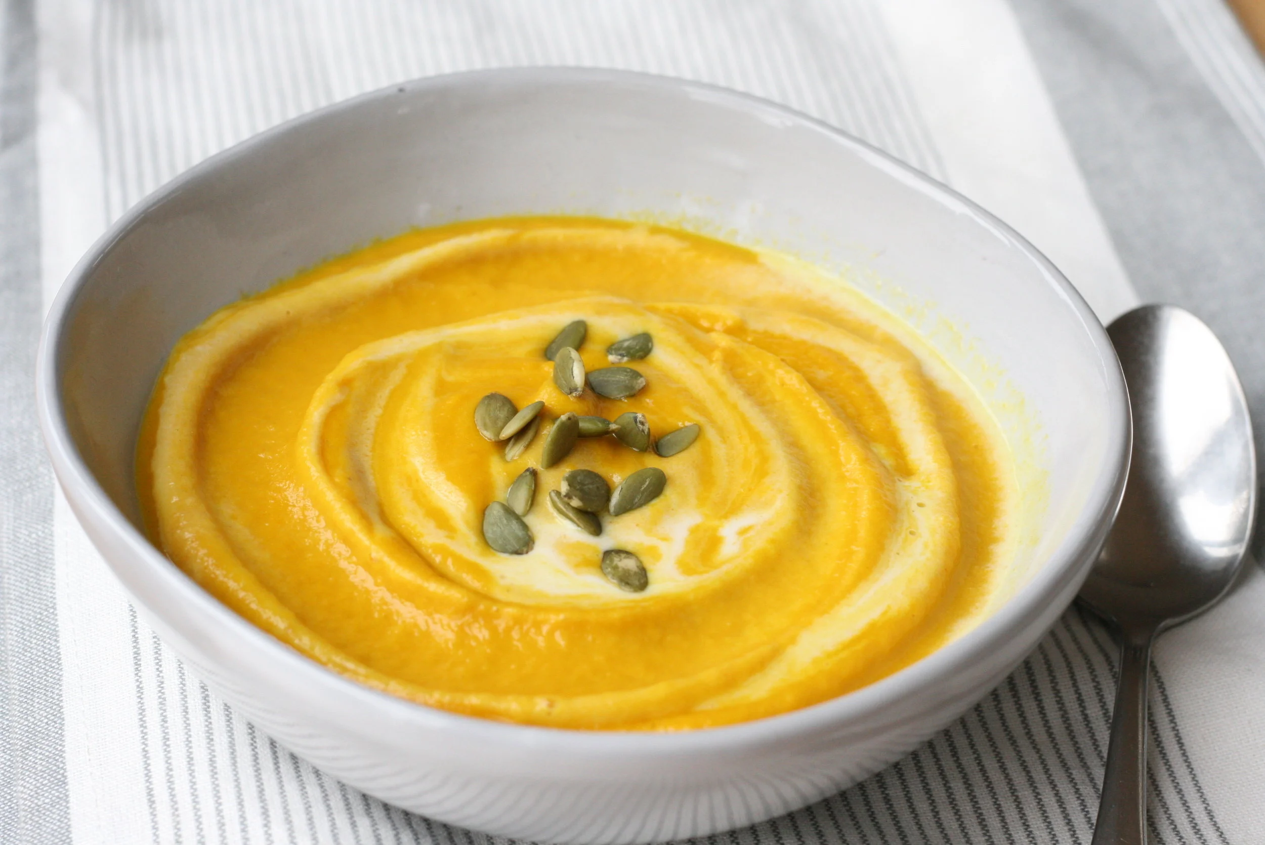 carrot, apple & ginger soup