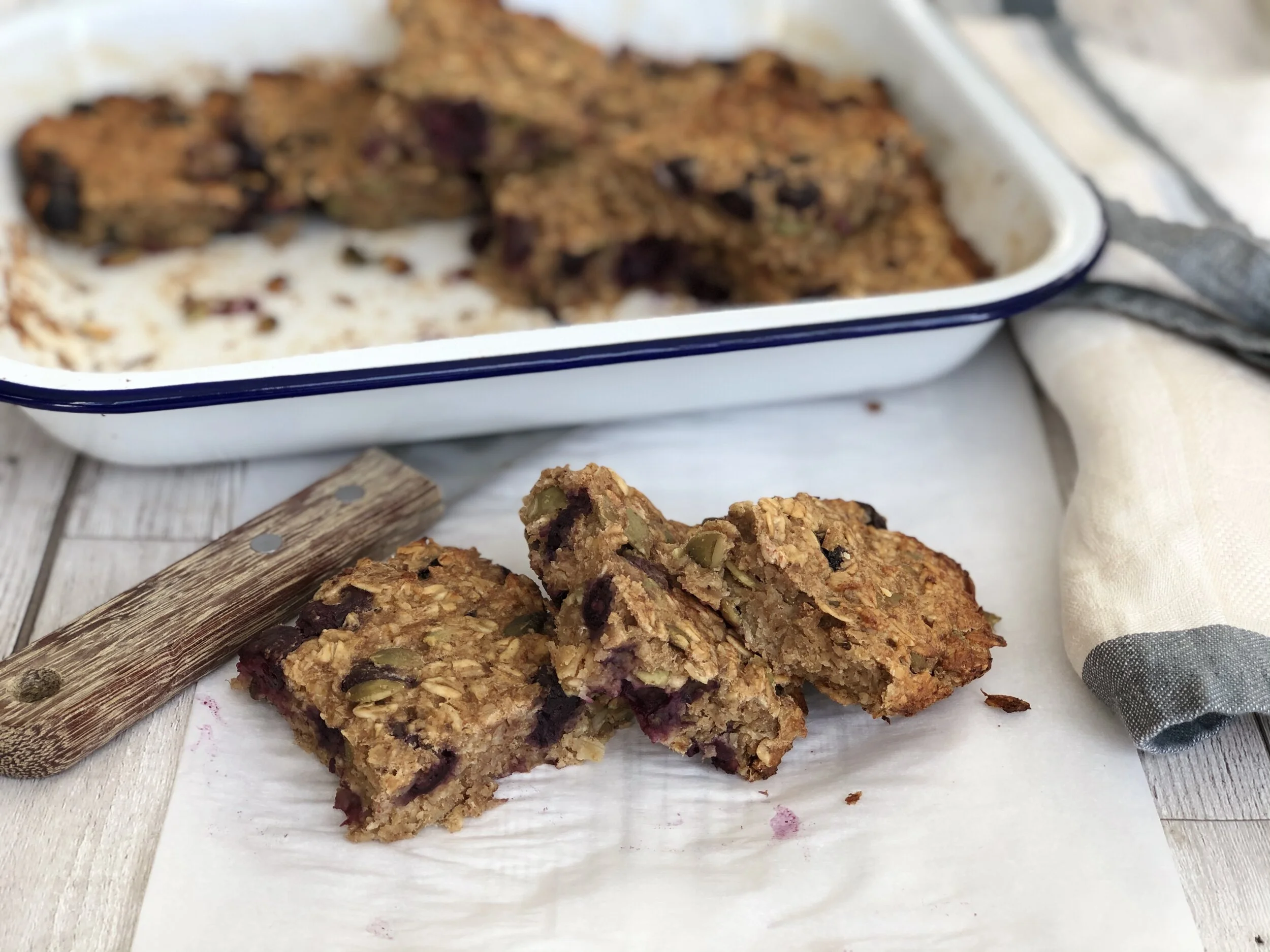 oat &amp; blueberry squares