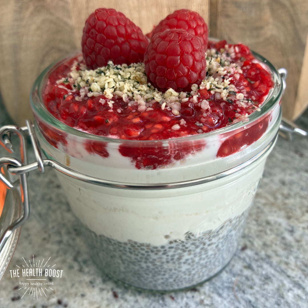 Berry cheesecake chia breakfast pot
