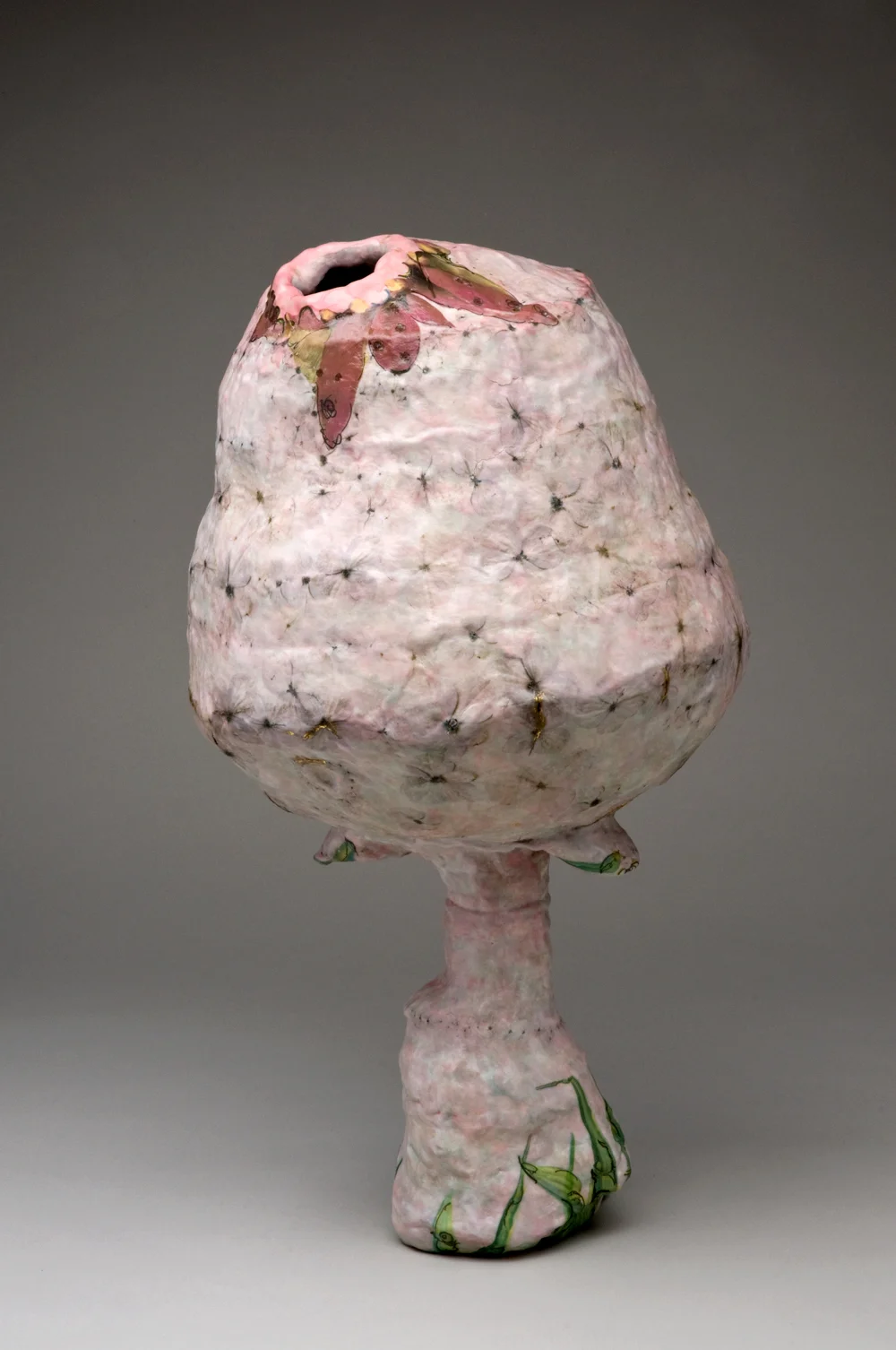Fil et Ruban with Hydrangea Petals