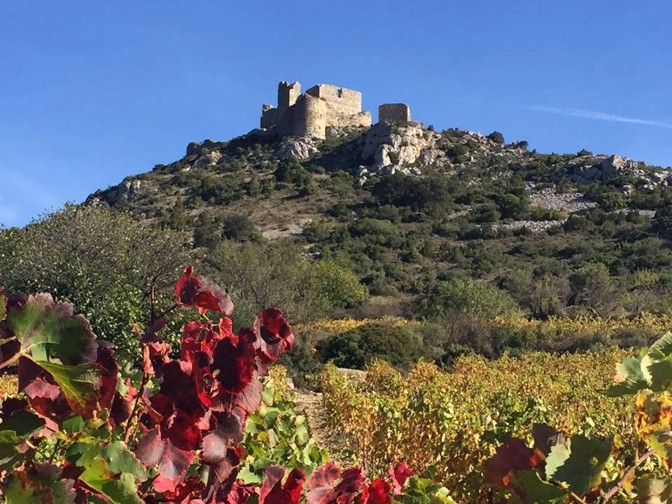 Visit the stunning Cathar castles on your photography adventure with Maison des Rêves.
