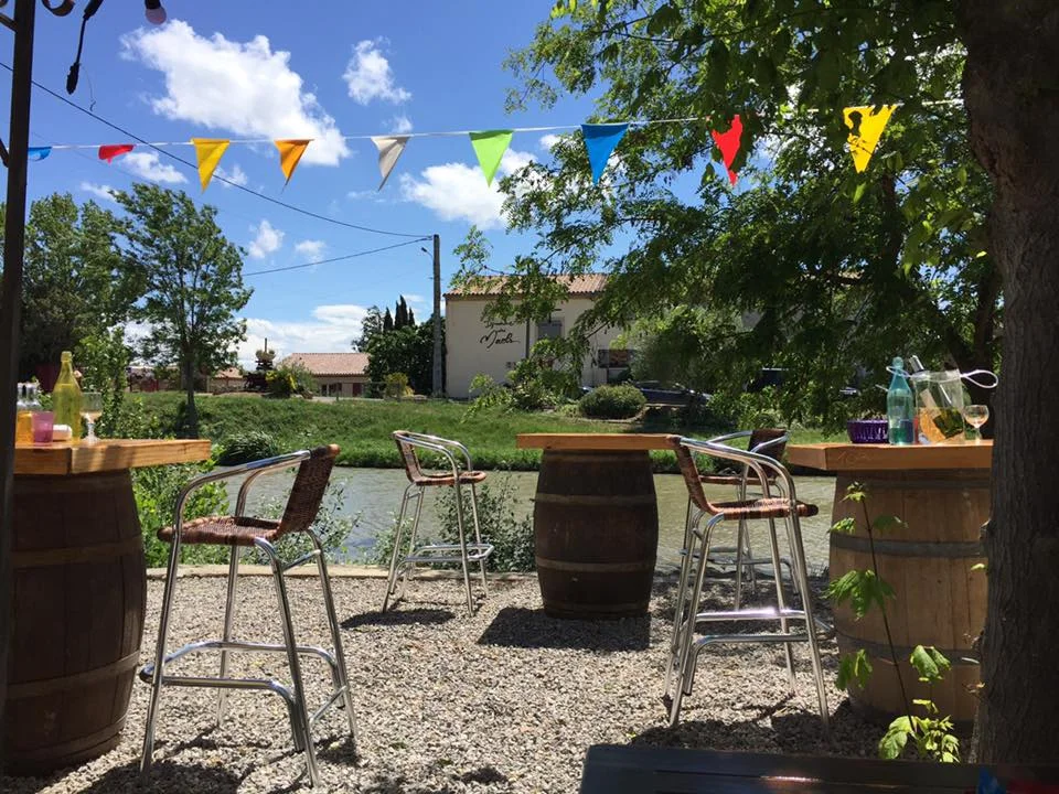 lunch by river.jpg