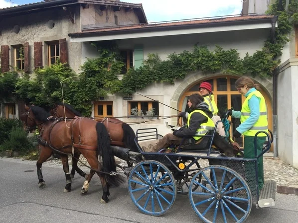 Sunday in Cartigny. A stroll through the village, October 2015